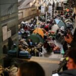 Ataques rusos en Kiev dejan 13 muertos y graves daños civiles