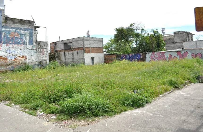 Querétaro suspende subasta de 12 predios municipales