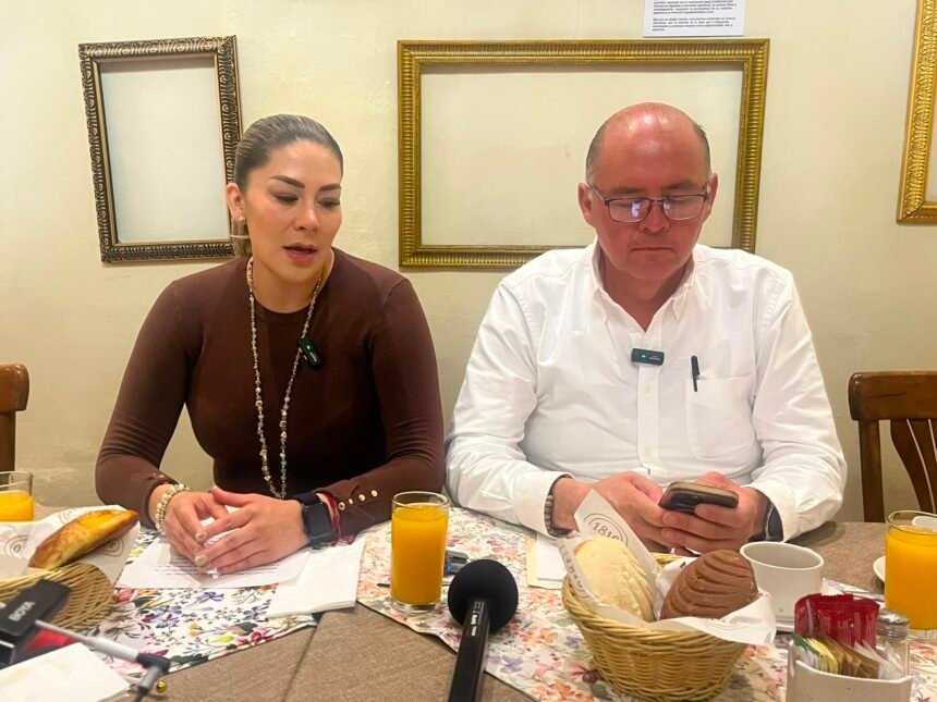 Regidores de Cadereyta ofrecen disculpa por violencia de género