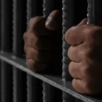 Padre recibe 15 años de prisión por negligencia en tiroteo escolar