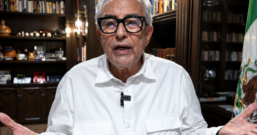 Rubén Rocha Moya declara ante la FGR y niega nexos criminales