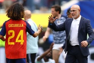 Cucurella cumplirá su promesa y se tatuará a Luis de la Fuente