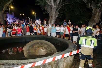 Muere un menor al derrumbarse fuente en Ciudad Rodrigo tras el Mundial