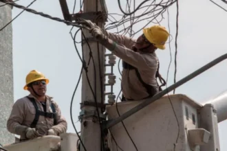 CFE y Querétaro fortalecerán red eléctrica ante crecimiento urbano