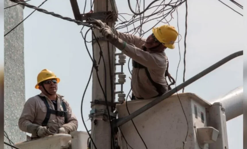 CFE y Querétaro fortalecerán red eléctrica ante crecimiento urbano