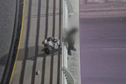 Policía de San Juan del Río rescata a hombre en crisis en puente