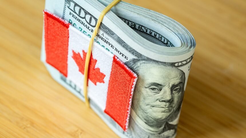 Canadá aplica aranceles del 50% a productos de Estados Unidos