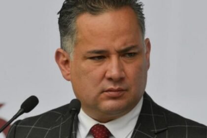 México anuncia programa para triplicar energías renovables al 2030