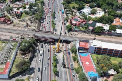 Aumenta 30% el flujo en Bernardo Quintana por obras del tren
