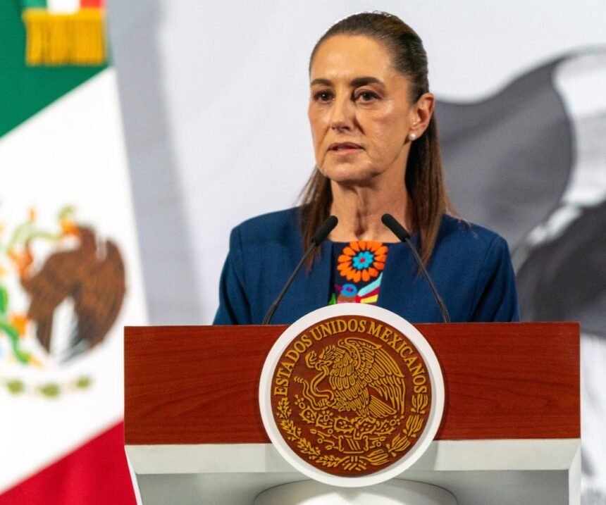 Bonos mexicanos caen a nivel basura tras rescate de Pemex