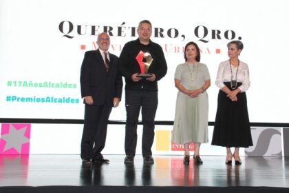 Querétaro recibe premio nacional por modernización de transporte