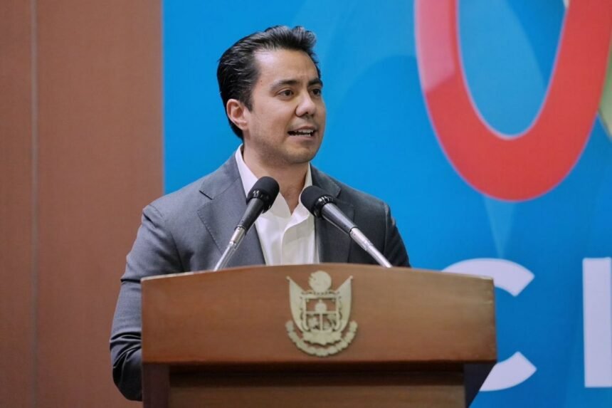 Felifer Macías presentará informe ante Cabildo sin evento masivo