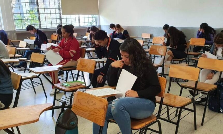 México mantiene rezago educativo en resultados de PISA 2025