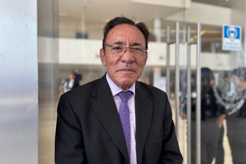 Querétaro debate prohibir cirugías estéticas en menores de edad