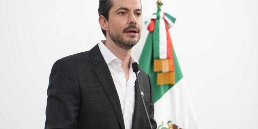 Diputado de MC pide a Kuri entregar informe en Congreso de Querétaro