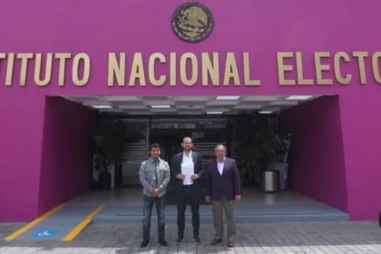 Movimiento Ciudadano denuncia a Morena ante INE por precampaña 2027